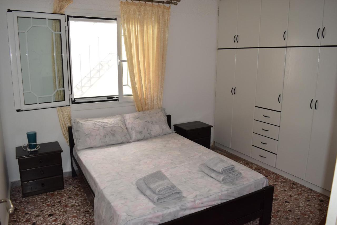 Venetsanou Ketsea 77 Apartment Kalamata Ngoại thất bức ảnh