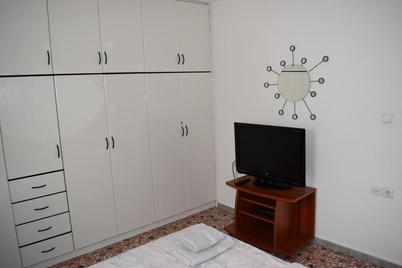 Venetsanou Ketsea 77 Apartment Kalamata Ngoại thất bức ảnh